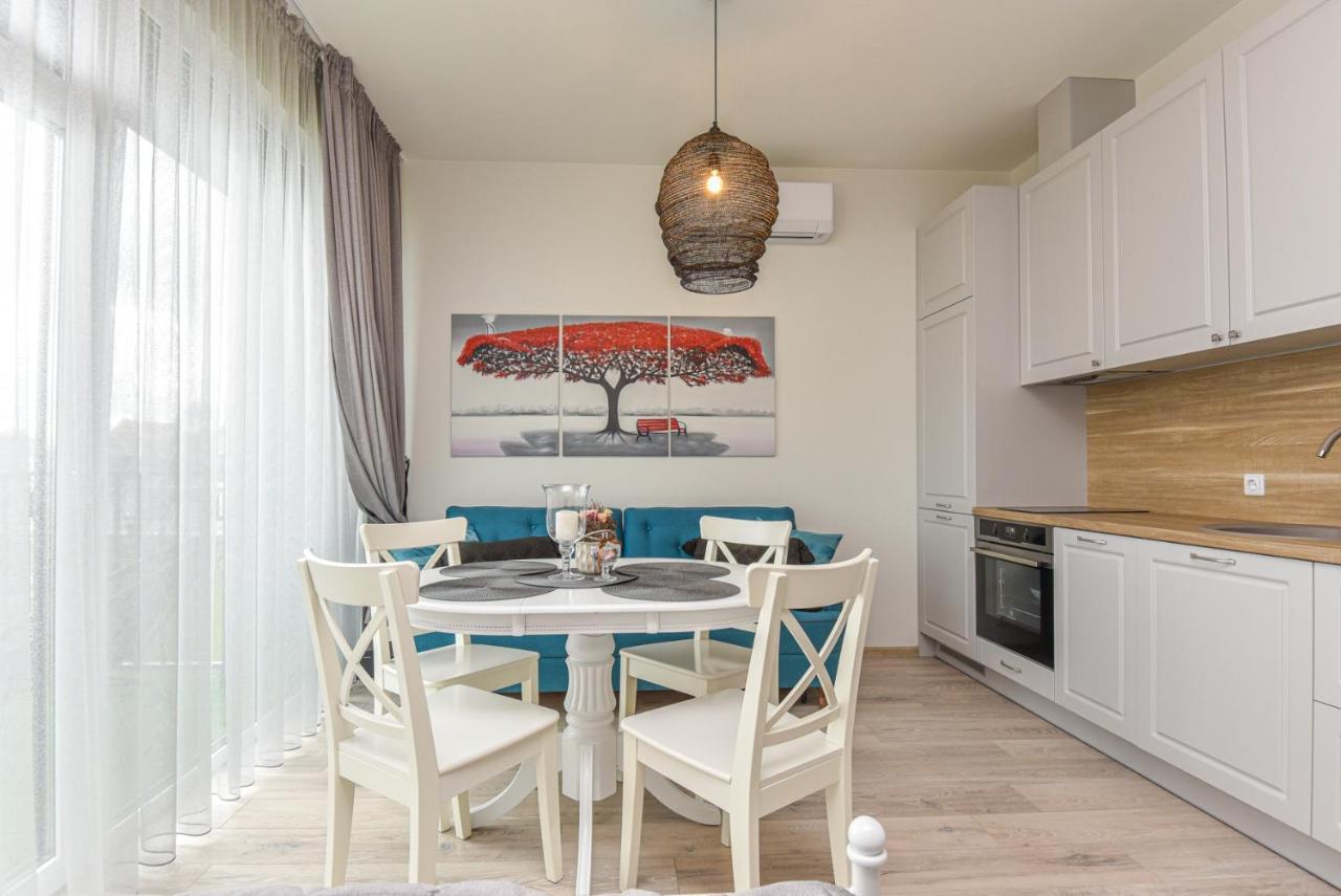 Apartamentai Melyna Jura Παλάγκα Εξωτερικό φωτογραφία